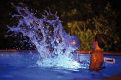 Seamaid RGB Zwembad Verlichtingsset 10 Seamaid RGB Zwembad Verlichtingsset -Prestigea Winkel image 1024 2568